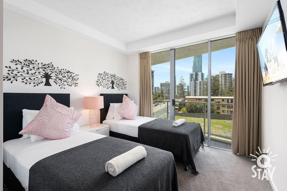 Mantra Wings Aparthotel Gold Coast Exterior photo