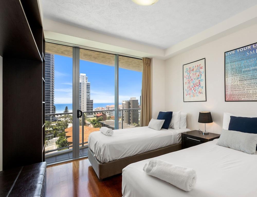 Mantra Wings Aparthotel Gold Coast Exterior photo
